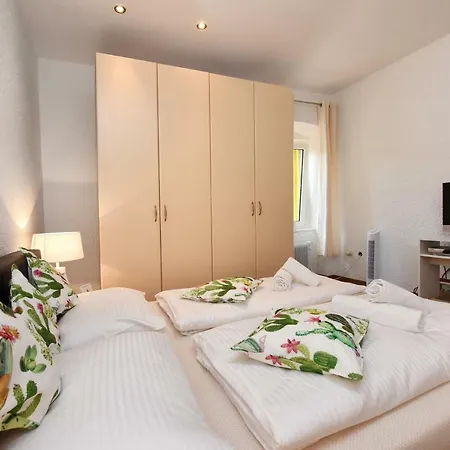 Apartment Euphrasius Apartmants